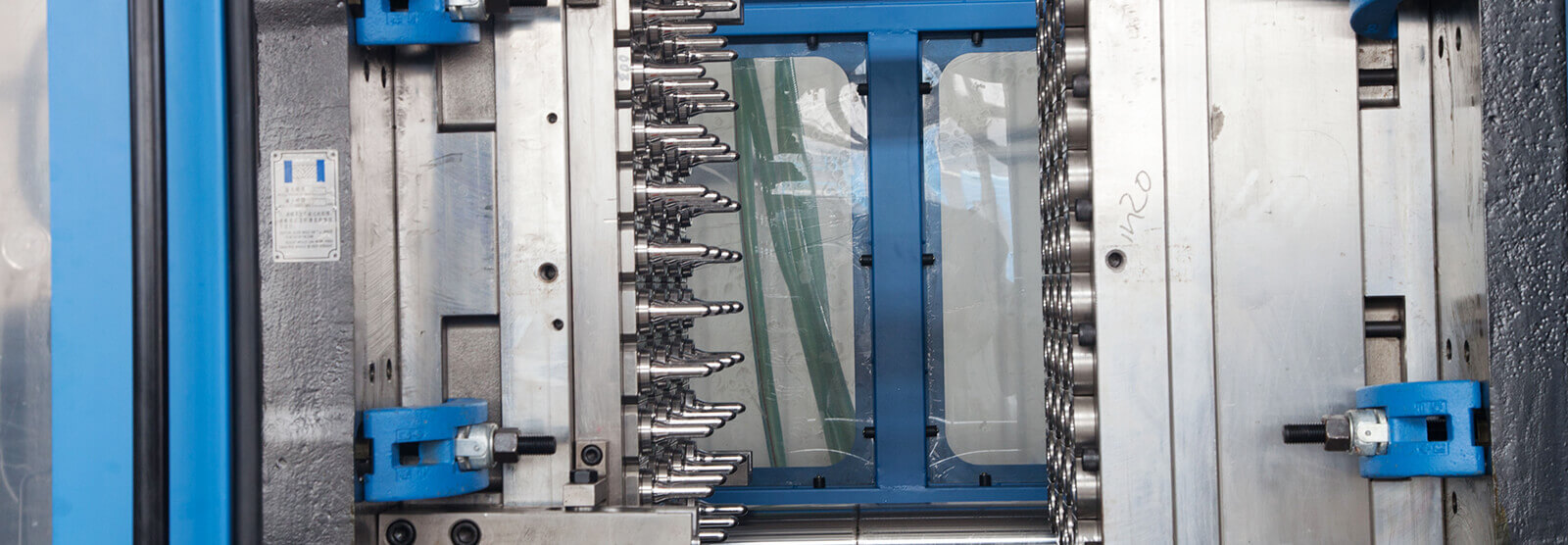 Máquina de moldagem por injeção