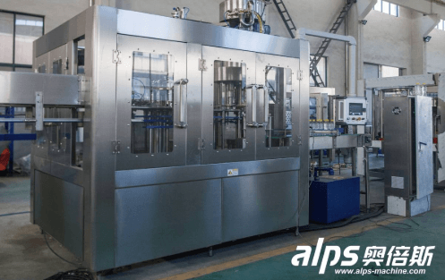 Mineral Water Filling Machine Mineral Water Filling Machine