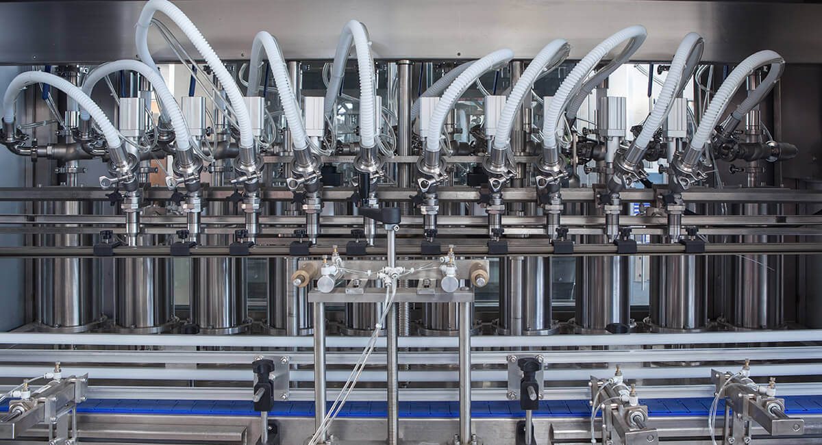 Complete Oil Filling Machine.jpeg Complete Oil Filling Machine.jpeg