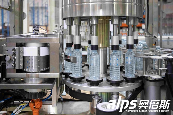 Bottle Infeed Table Orienting Unit.jpg Bottle Infeed Table Orienting Unit.jpg