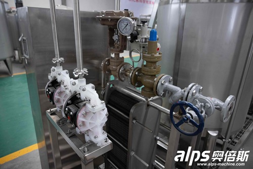 How to Install and Maintain a Juice Filling Machine